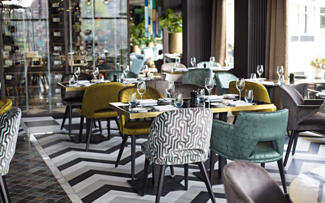 Apollo Hotel Amsterdam, a Tribute Portfolio Hotel