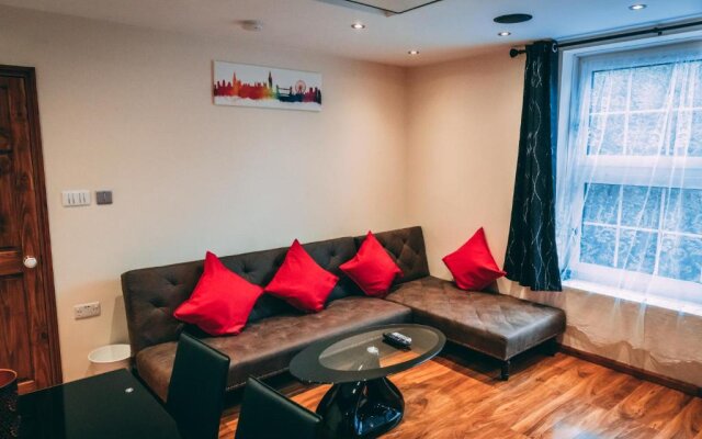 Hotel Quality Stay,2 bed Apartment near the City Centre, 2min Walk from Metro Station