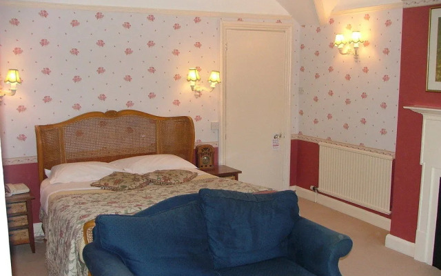 Esseborne Manor Hotel