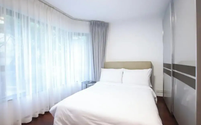 Tyms 2BR Apt Near ITC Xujiahui Line1 11