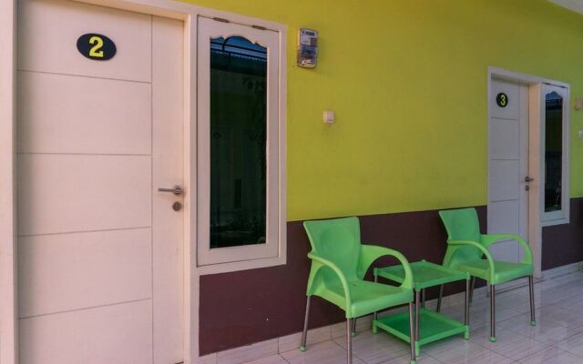 RedDoorz @ MT Haryono Street Waingapu