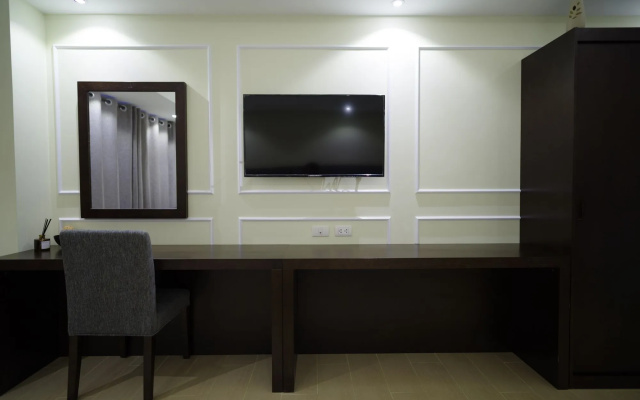 LUXE In Venice - The Venice Residences