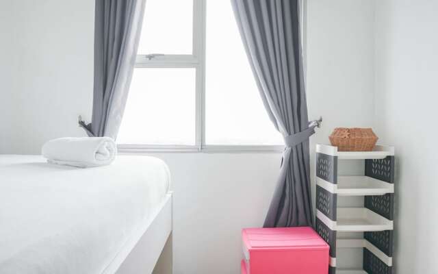 Spacious And Nice 2Br At Belmont Residence Puri Apartment