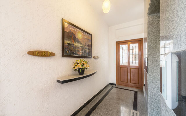 Aurovilla Serviced Apartment