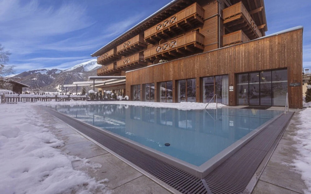 Premium Apartment With Garden