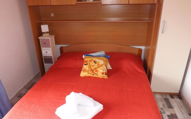 Rooms Mali Raj