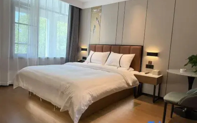 GYA Hotel (Yangzhou Wenhui West Road Yangzhou Station)