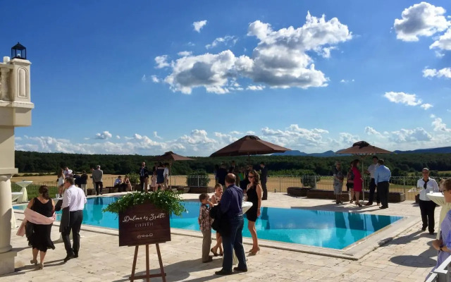 Liszkay Vineyard Estate
