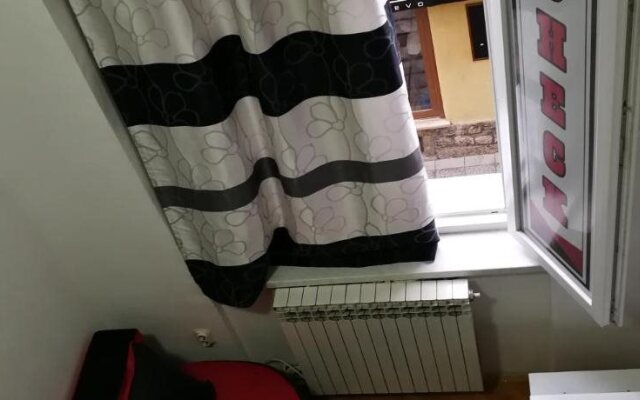 Hostel Check Inn