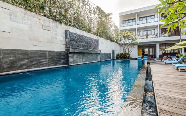 ZEN Rooms Kuta Beach Poppies Lane