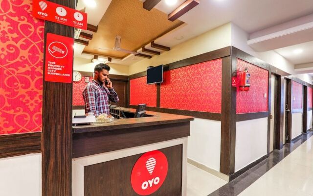 OYO 14194 Hotel Deccan Lodging and Boarding