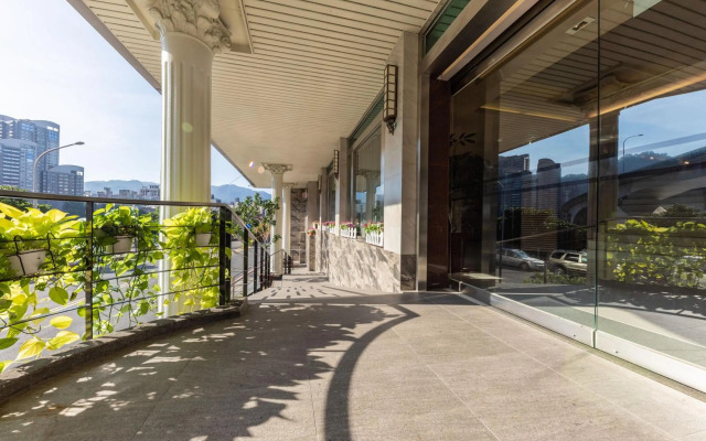 Bitan Hotel