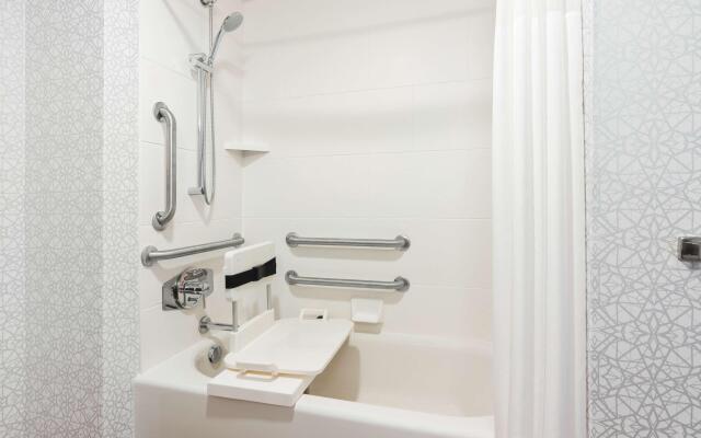 Hampton Inn Bellingham Airport