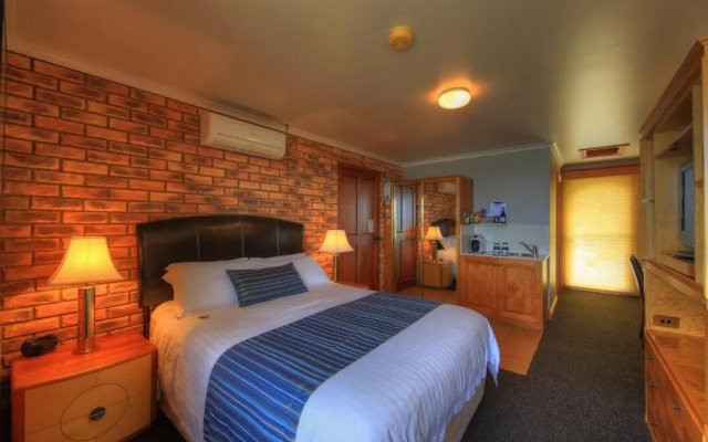 Stanley Village Waterfront Accommodation