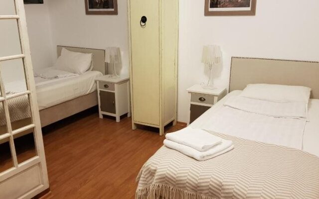 Nonna Mia Hotel