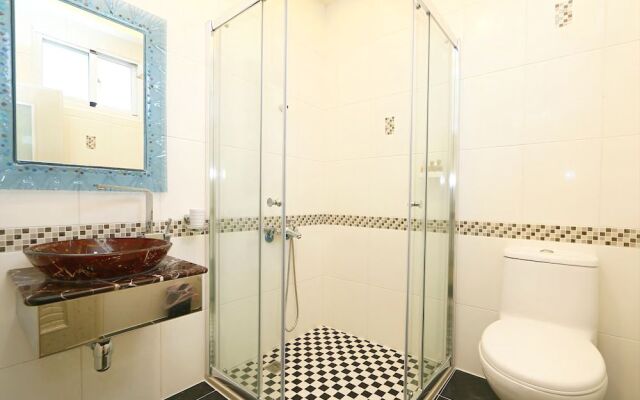 Love Travel B&B
