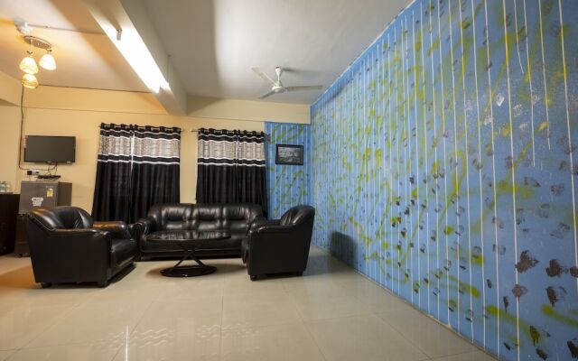 The Salvation Army Red  Shield Guest House - Hostel