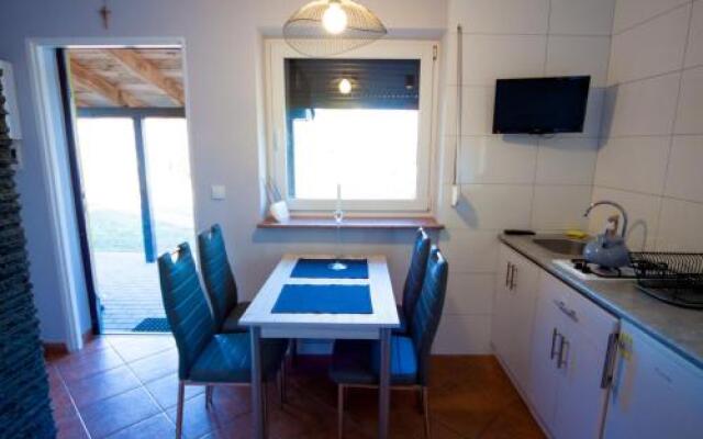 Domki Caloroczne U Anny