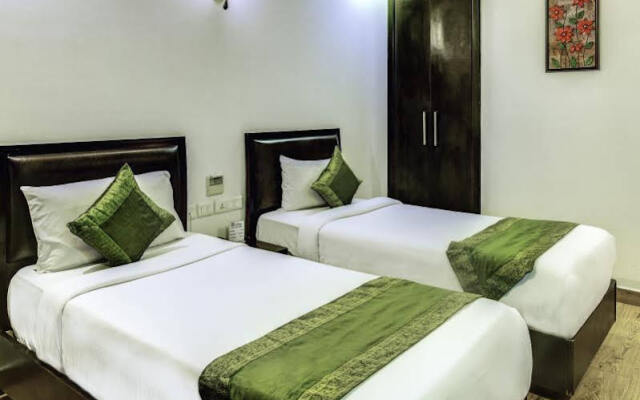 Airport Hotel Grand