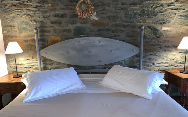 Palio Eleotrivio Guesthouse