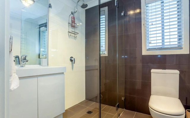 KIAMA SUNRISE Kiama and Surrounds 4pm check out Sundays