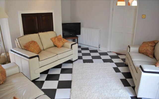 Toll House, Emsworth 37078