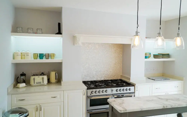Dane Road - Stylish four bedroom home near Margate Old Town