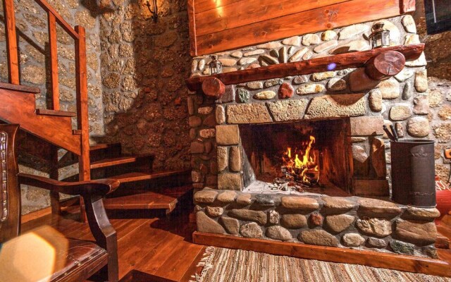 Pera Alonia Guest House