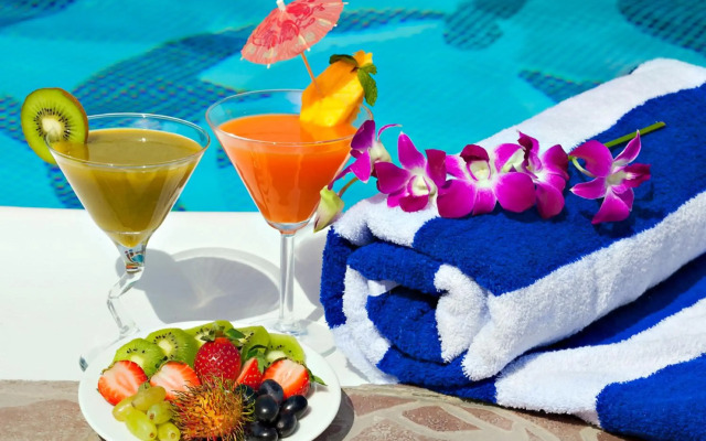 Sun & Sands Seaview Hotel