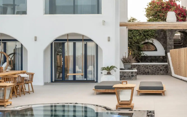 Amor Hideaway Villas