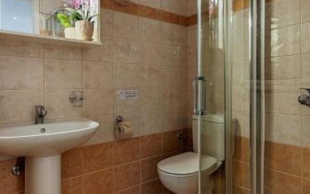 Angelica Apartment Hotel