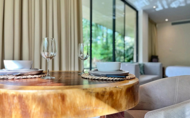 Mistiq Luxury Condo