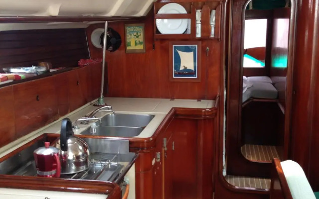 Yacht Yota Bellavita