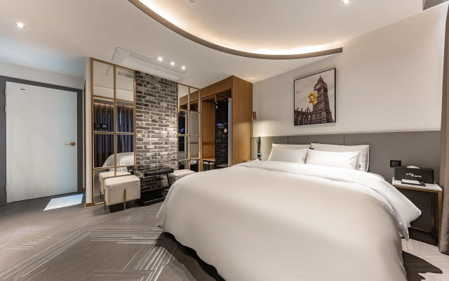 Dangjin Newcastle Hotel