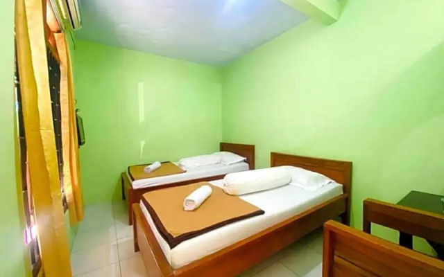 Hotel Gerung 1 Near Alun Alun Nganjuk – Guest Rooms – Nganjuk