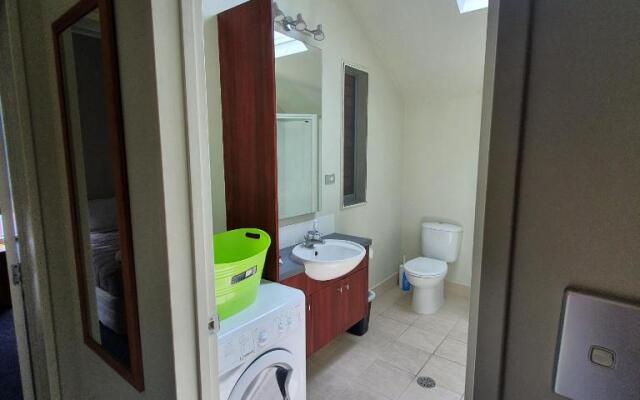Kuirau Chalet Villa 3-bedroom Twin Lake