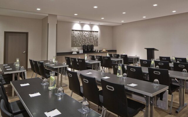 AC Hotel by Marriott Seattle Bellevue/Downtown