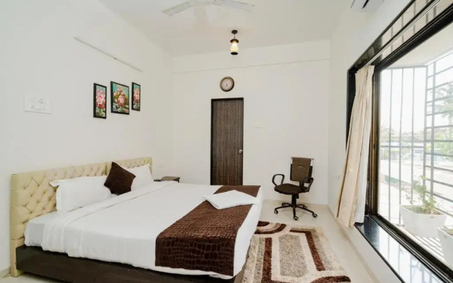 The Retreat-Glasshouse bungalow