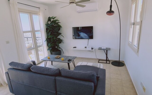 Sunset Hill Apartment by STAY BnB