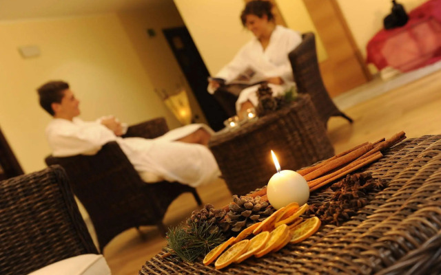AlpHoliday Dolomiti Wellness