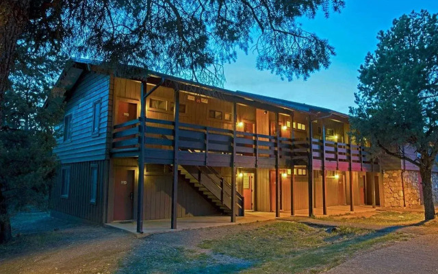 Maswik Lodge - Inside the Park