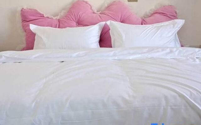 Zhaotong Jiuxi Homestay (Wanghai Park Branch)