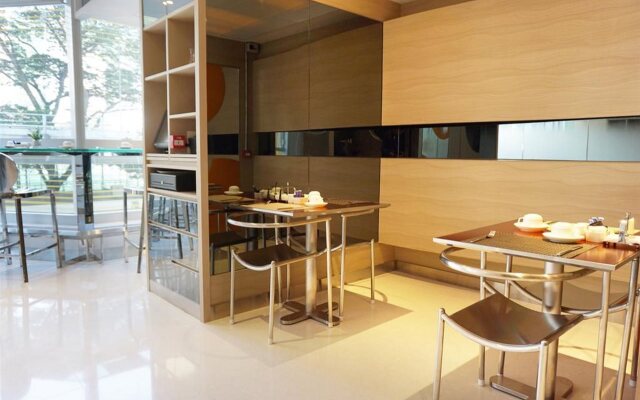 Le Petit Rosedale Hotel Hong Kong