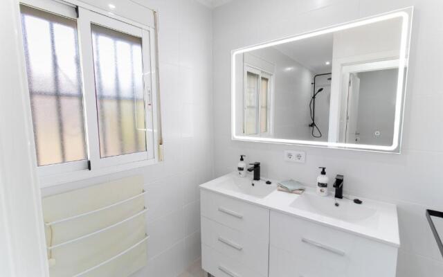 Villa Reyets 4 bed 3 bath