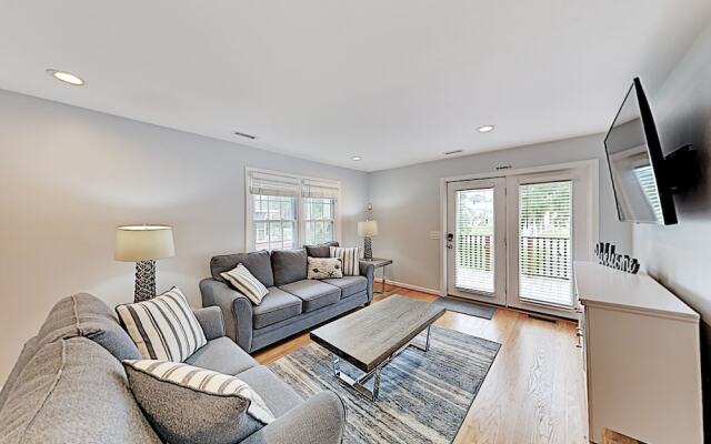439block 5 Bedroom Home