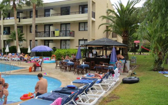 Aparthotel Bahia Pollensa