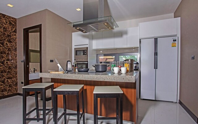 Equilibrium Rawai Villa - 4 Bed