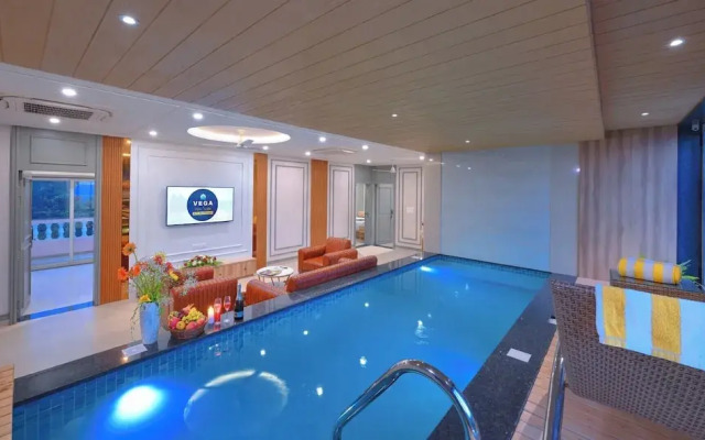 Vega Suites with Private Indoor Pool