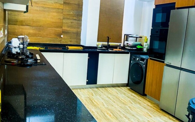 Impeccable 2-bed Apartment in Lekki With Snooker