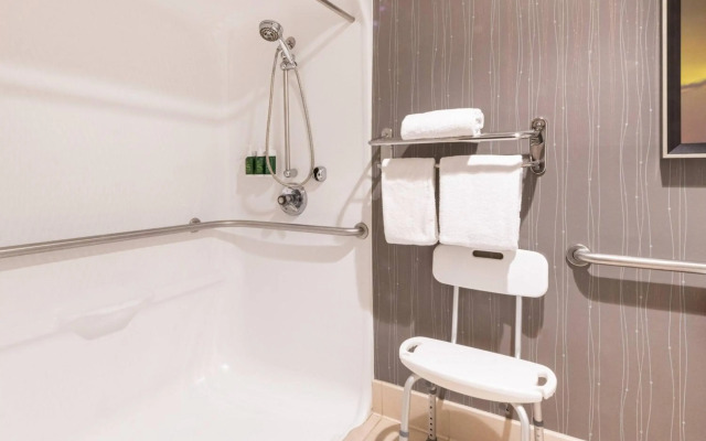 Country Inn & Suites by Radisson, Columbus-Edinburgh